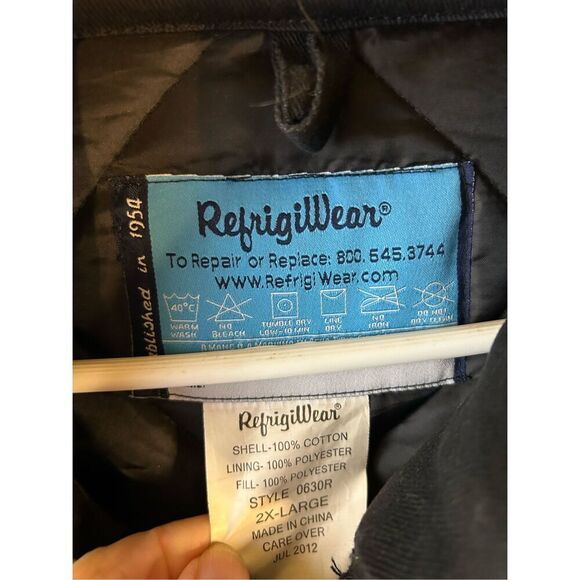 Refrigeriwear 2x-large coat black style 0630R (small hole) July 2012 - Picture 2 of 9